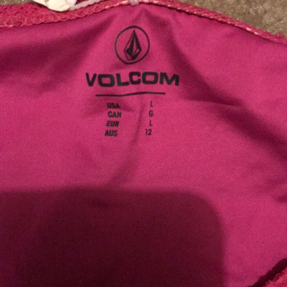 Volcom Bikini - Picture 2 of 4